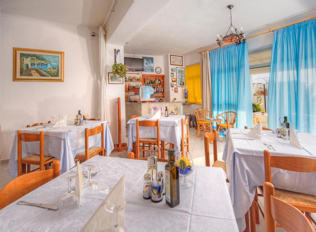 Pensione Mena Forio di Ischia Esterno foto