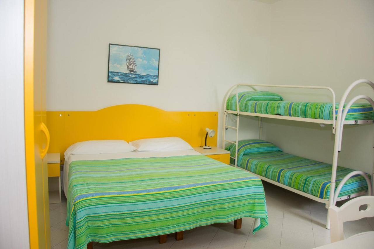 Pensione Mena Forio di Ischia Esterno foto