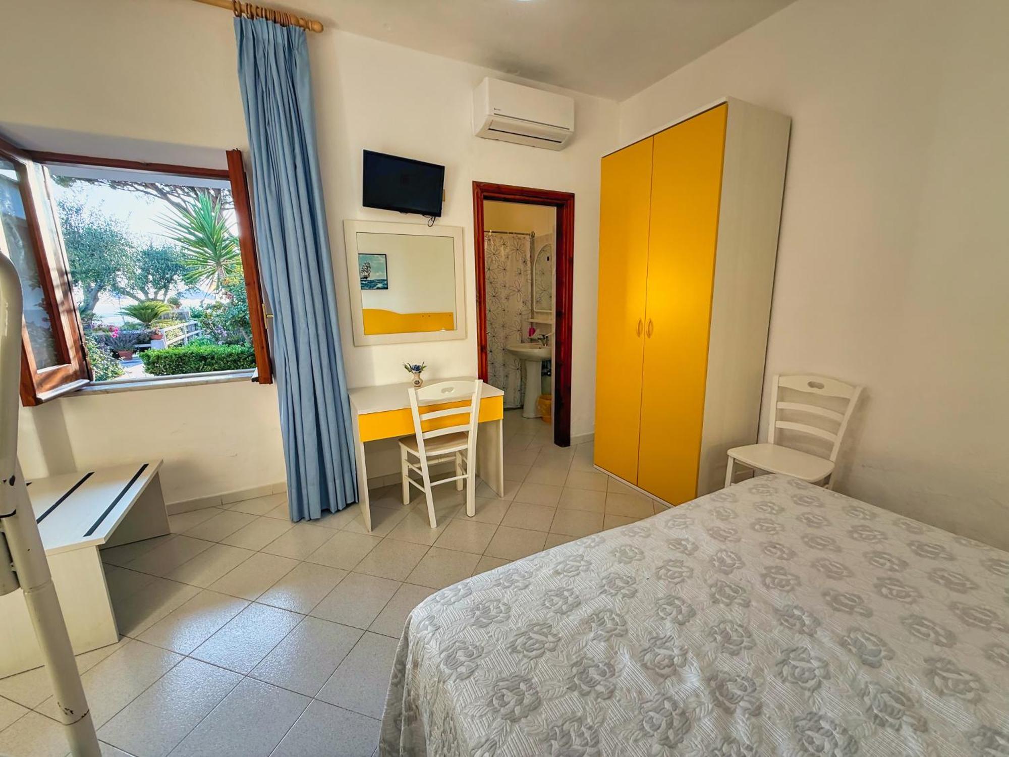 Pensione Mena Forio di Ischia Esterno foto