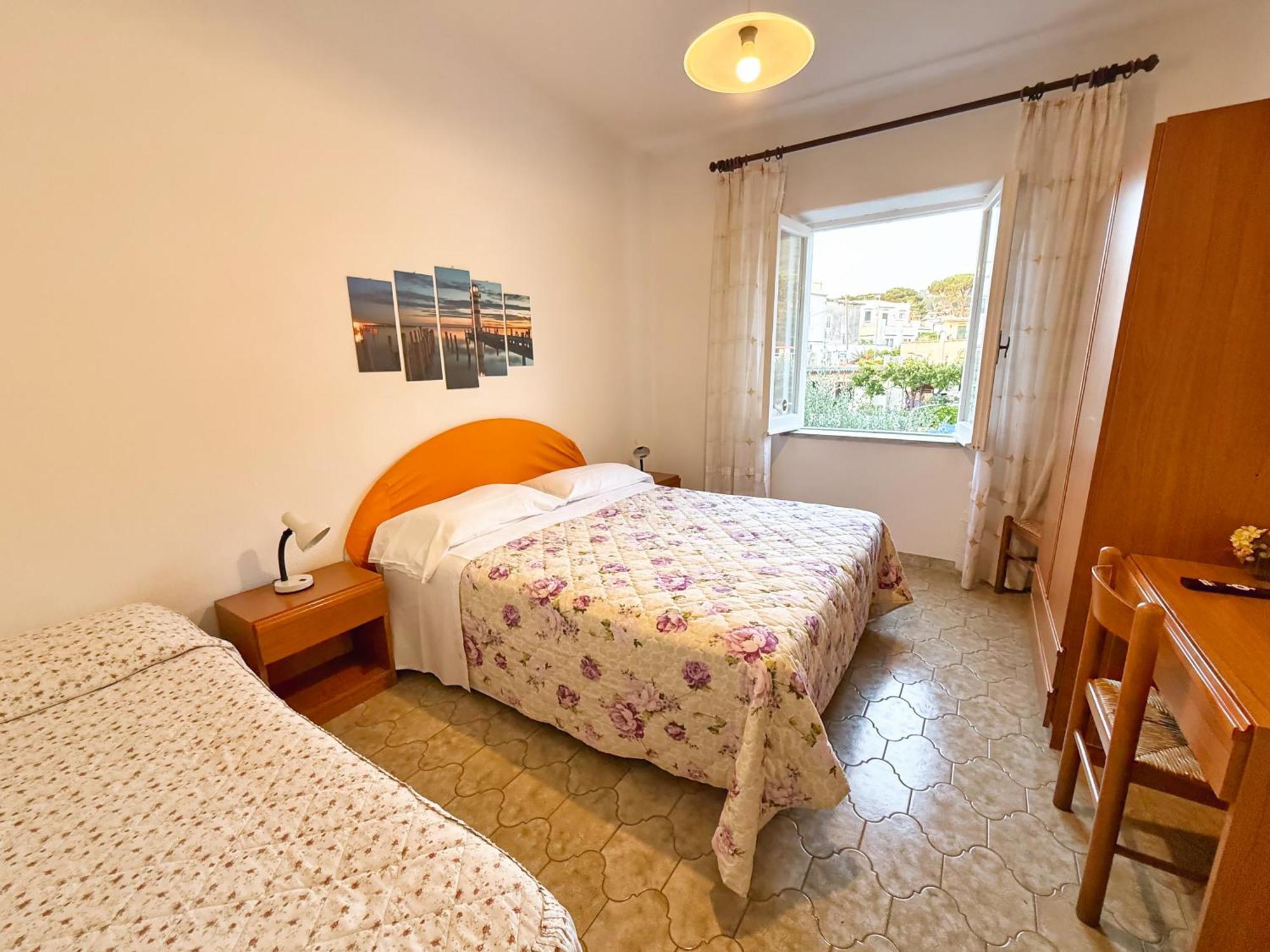Pensione Mena Forio di Ischia Esterno foto